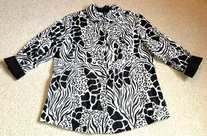 Womens Top-PERLAVERA-blk/wht animal print 'Nova Hybrid' 'Slim Fit' button-up-L